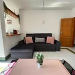 Apartment The Concierge - Pool Choromar